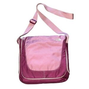 The North Face adjustable strap crossbody messenger bag AF 140537